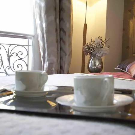 Bed & Breakfast Saint Honore Paris