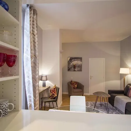 Saint Honore Bed & Breakfast
